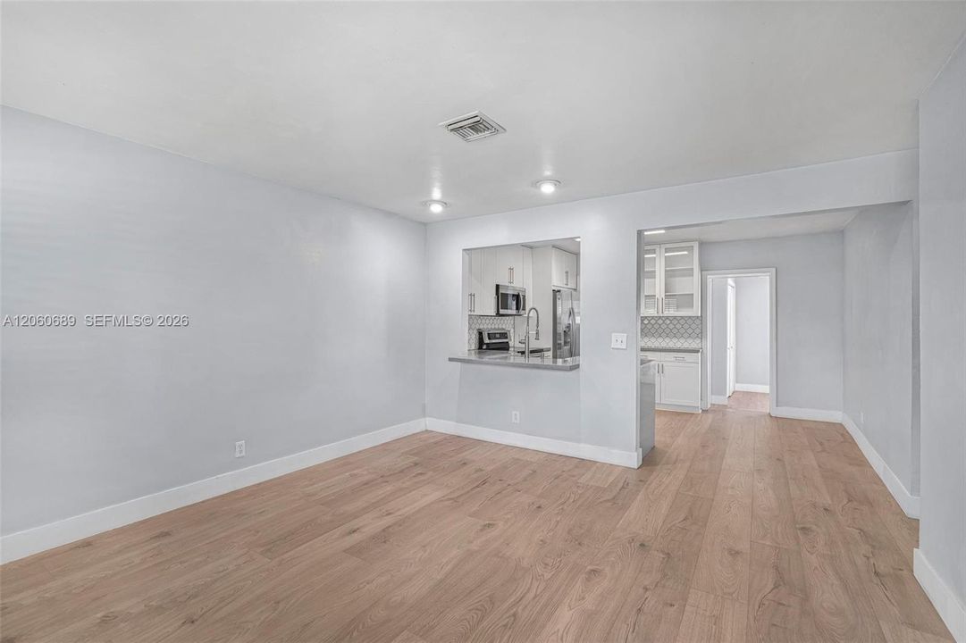 En Venta: $499,999 (3 camas, 1 baños, 991 Pies cuadrados)