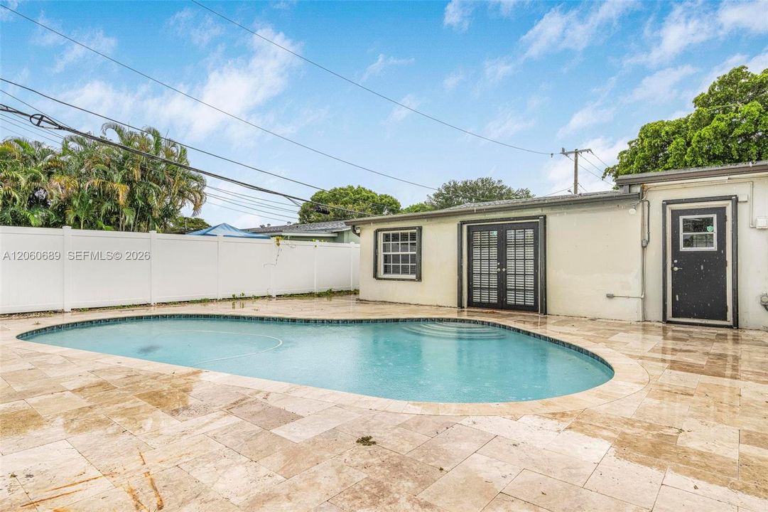 En Venta: $499,999 (3 camas, 1 baños, 991 Pies cuadrados)