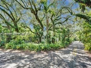 For Rent: $6,500 (3 beds, 2 baths, 1995 Square Feet)