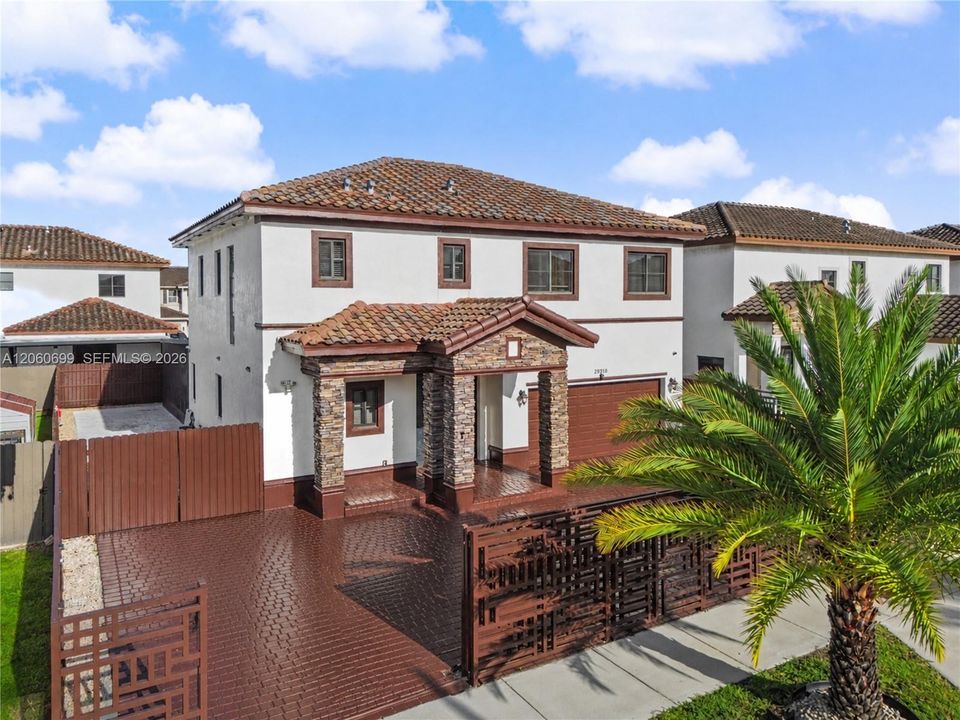 На продажу: $670,000 (4 спален, 3 ванн, 2224 Квадратных фут)