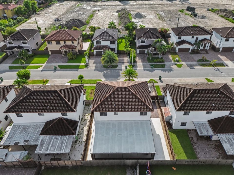 На продажу: $670,000 (4 спален, 3 ванн, 2224 Квадратных фут)