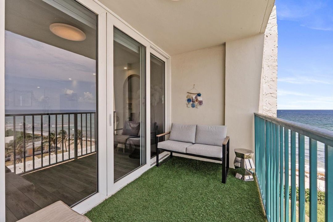 OCEAN VIEW BALCONY