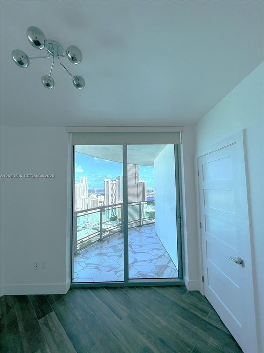 В аренду: $3,450 (2 спален, 2 ванн, 920 Квадратных фут)