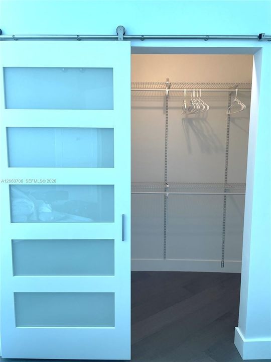 В аренду: $3,450 (2 спален, 2 ванн, 920 Квадратных фут)