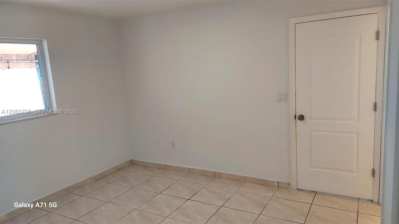 В аренду: $2,850 (3 спален, 2 ванн, 1108 Квадратных фут)