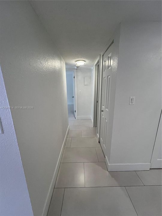 В аренду: $2,500 (2 спален, 2 ванн, 838 Квадратных фут)