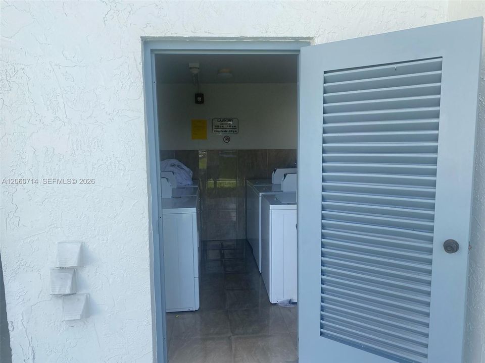 В аренду: $2,500 (2 спален, 2 ванн, 838 Квадратных фут)