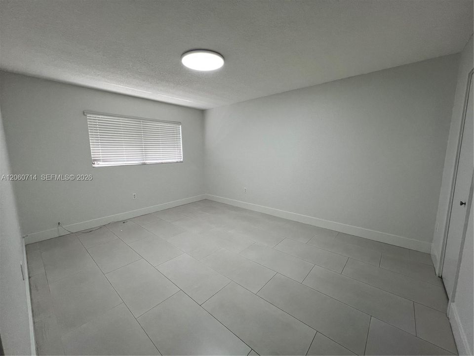 В аренду: $2,500 (2 спален, 2 ванн, 838 Квадратных фут)