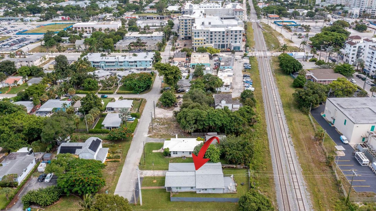 007_North View