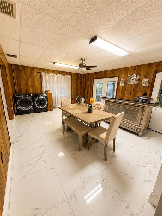 En Venta: $625,000 (3 camas, 2 baños, 1799 Pies cuadrados)