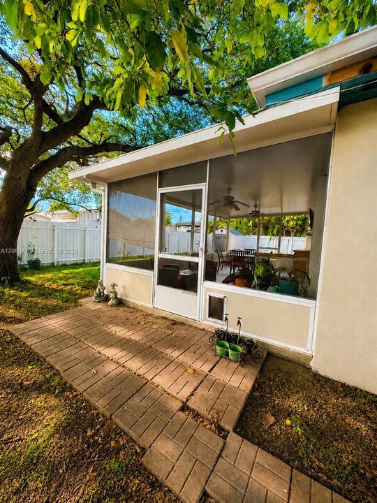 En Venta: $625,000 (3 camas, 2 baños, 1799 Pies cuadrados)