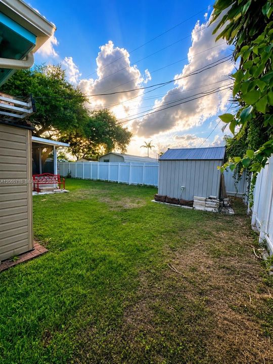 En Venta: $625,000 (3 camas, 2 baños, 1799 Pies cuadrados)