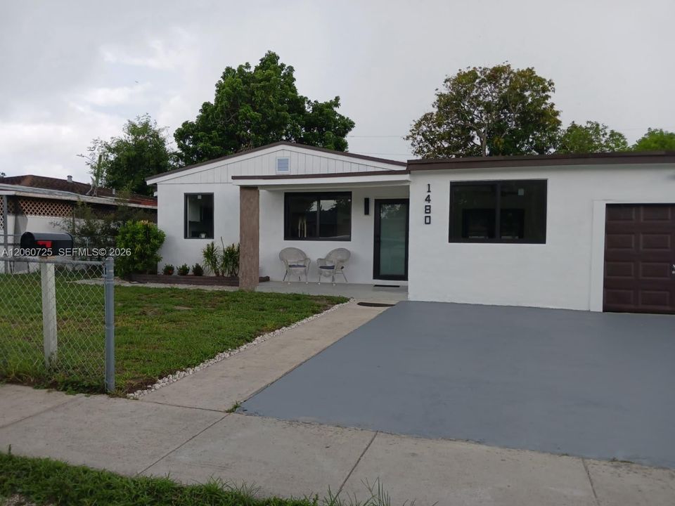 En Venta: $559,900 (4 camas, 2 baños, 1125 Pies cuadrados)