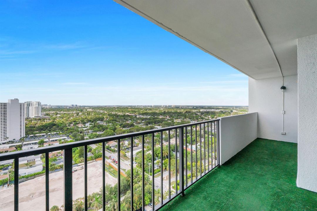 5600 N Flagler Dr u2504-15