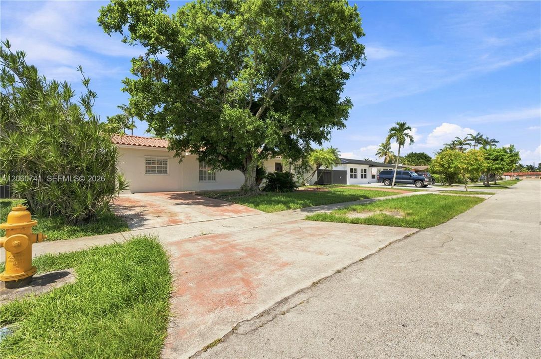 En Venta: $850,000 (3 camas, 2 baños, 1534 Pies cuadrados)