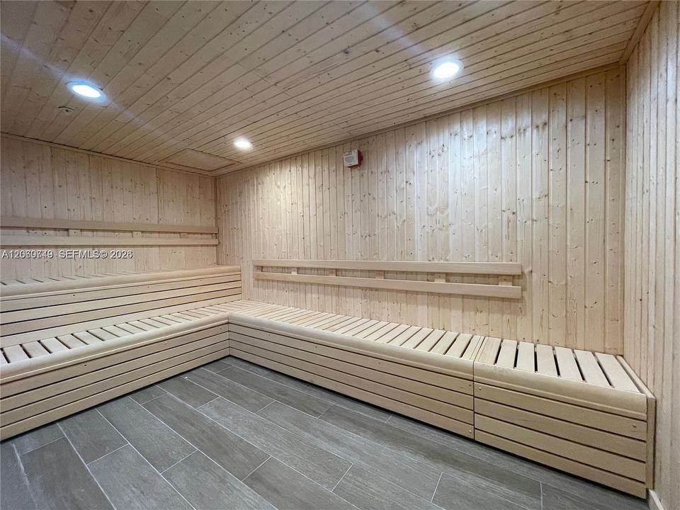 В аренду: $2,350 (1 спален, 1 ванн, 668 Квадратных фут)