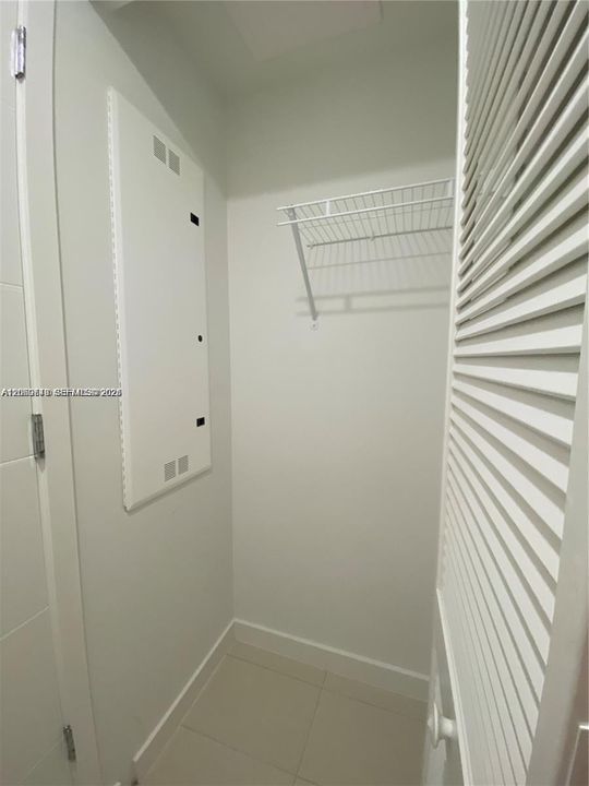 В аренду: $2,350 (1 спален, 1 ванн, 668 Квадратных фут)