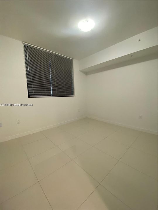 В аренду: $2,350 (1 спален, 1 ванн, 668 Квадратных фут)