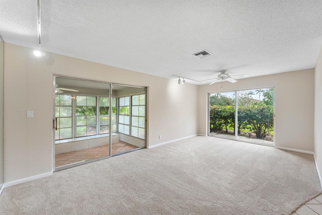 010-1752RiverwoodLane-CoralSprings-FL-33