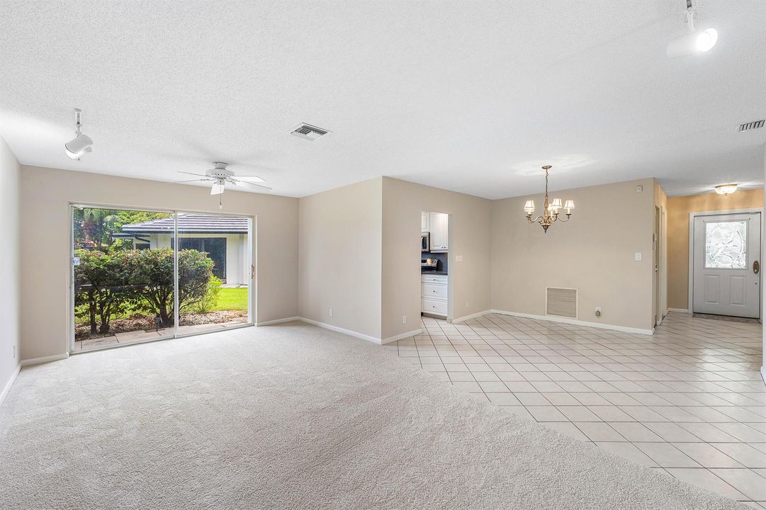 008-1752RiverwoodLane-CoralSprings-FL-33