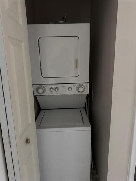 2416 garden ter laundry