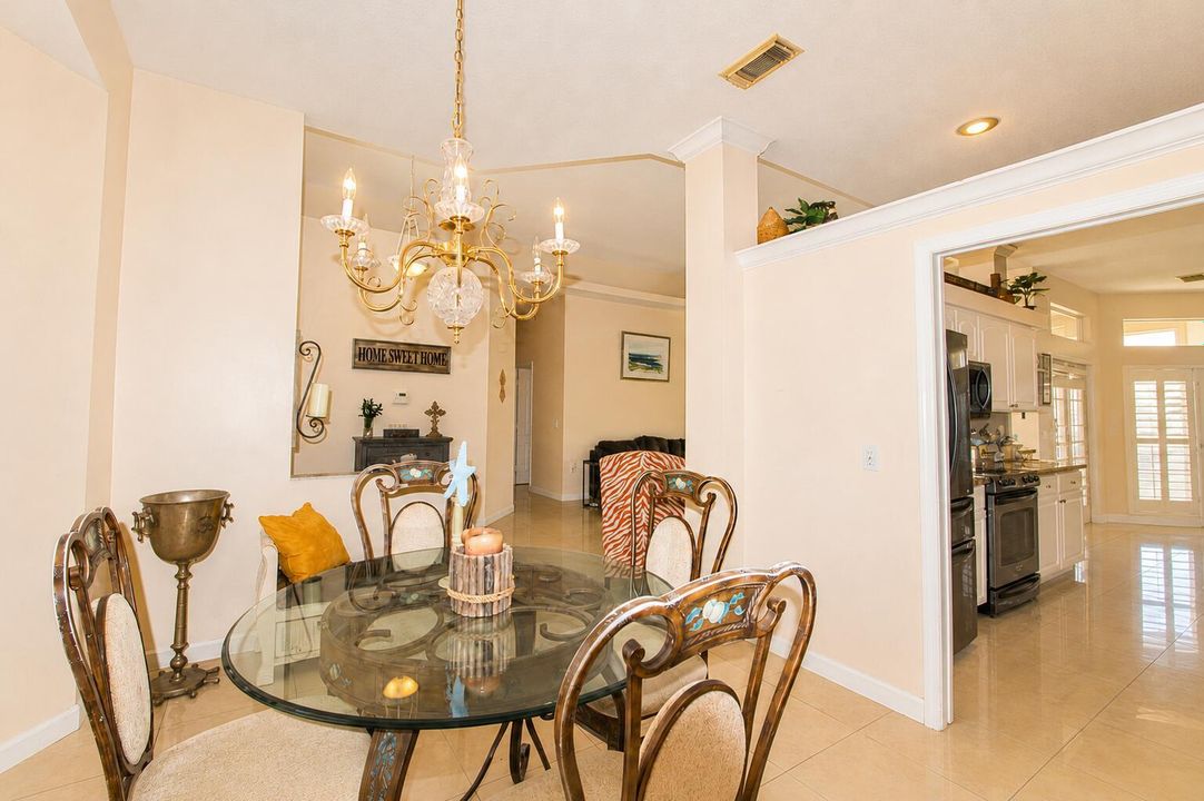 Formal Dining