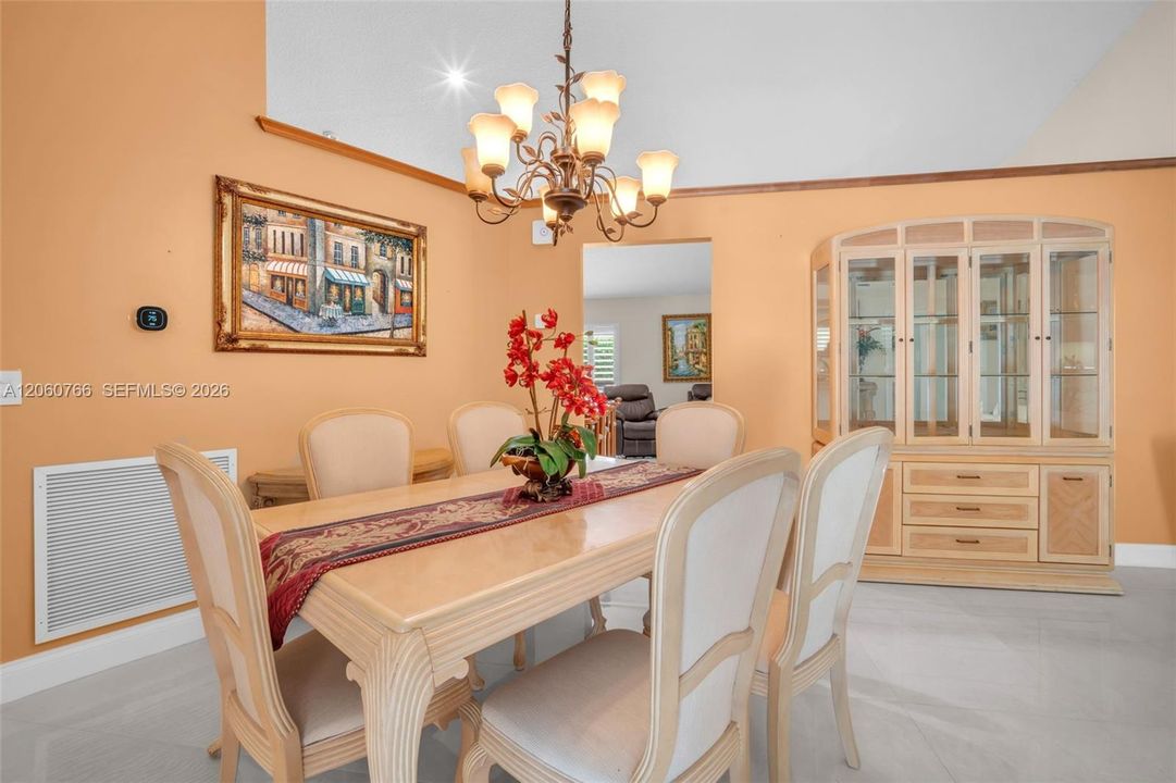 На продажу: $729,000 (4 спален, 3 ванн, 2014 Квадратных фут)