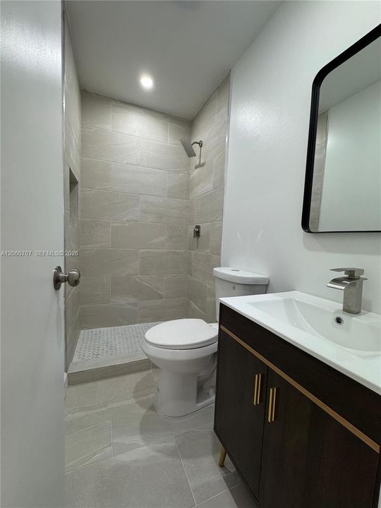 В аренду: $2,480 (2 спален, 1 ванн, 0 Квадратных фут)