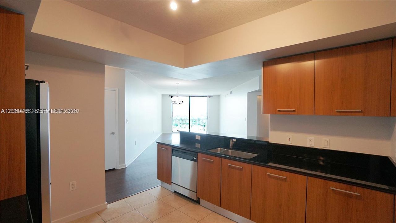 В аренду: $3,500 (2 спален, 2 ванн, 1467 Квадратных фут)