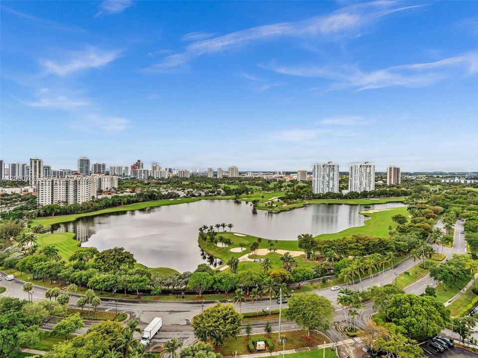 For Rent: $3,700 (2 beds, 2 baths, 1022 Square Feet)