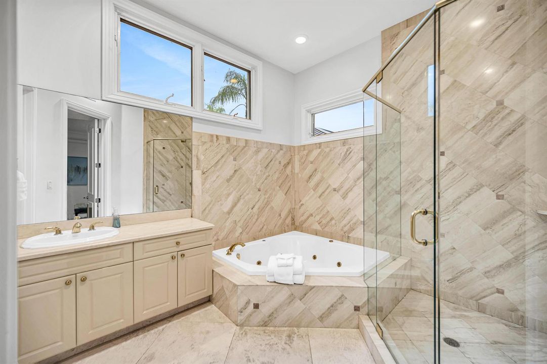 709 Idlewyld Dr-131
