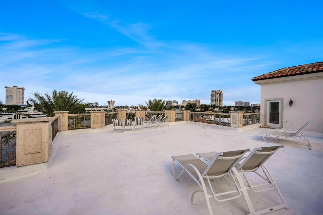 709 Idlewyld Dr-128
