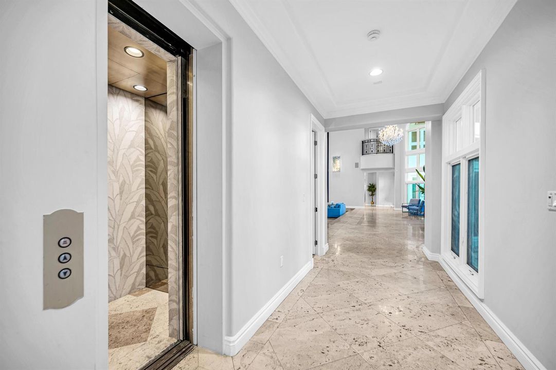 709 Idlewyld Dr-138