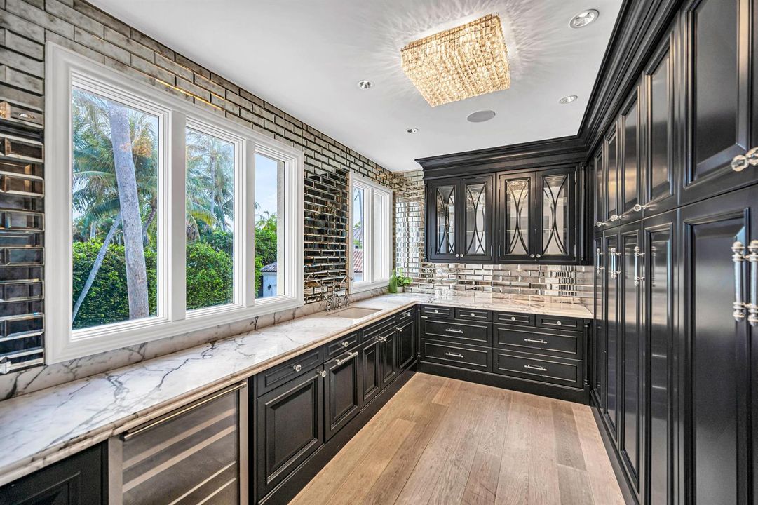 709 Idlewyld Dr-84