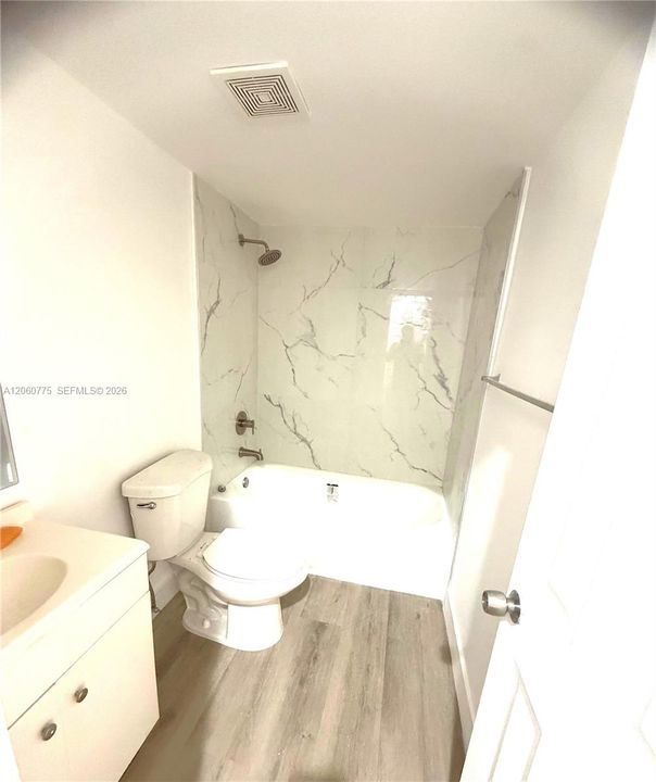 For Rent: $1,150 (0 beds, 0 baths, 440 Square Feet)
