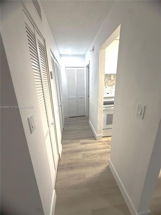 For Rent: $1,150 (0 beds, 0 baths, 440 Square Feet)
