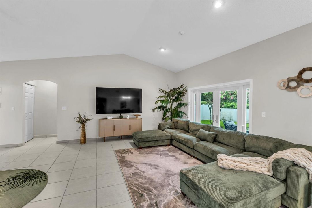 14-web-or-mls-DSC09897