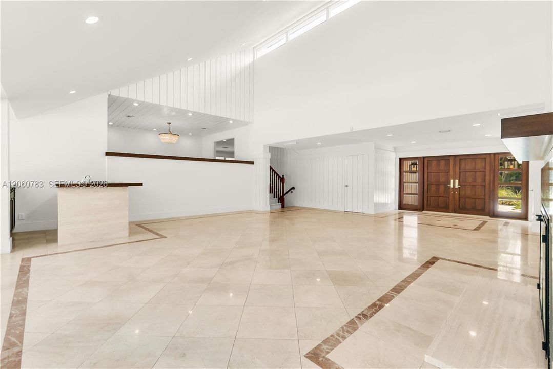 В аренду: $31,500 (5 спален, 5 ванн, 4486 Квадратных фут)