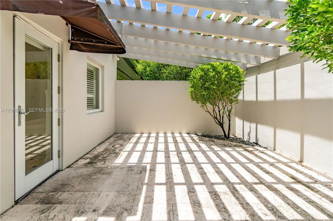Primary bathroom Patio