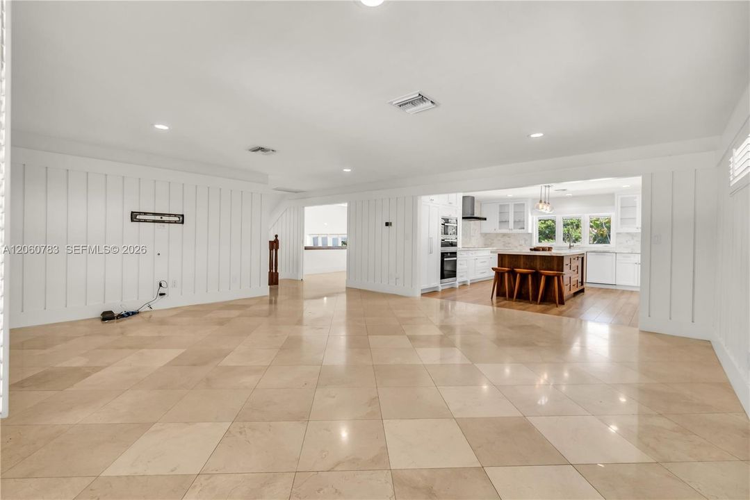 В аренду: $31,500 (5 спален, 5 ванн, 4486 Квадратных фут)
