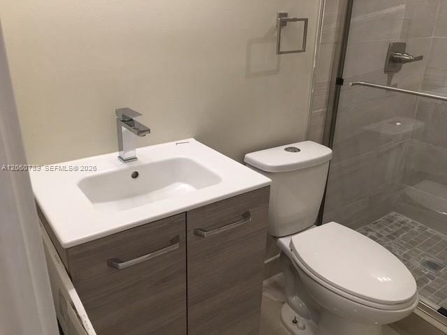 В аренду: $2,500 (2 спален, 2 ванн, 900 Квадратных фут)