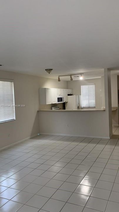 В аренду: $2,700 (3 спален, 2 ванн, 1440 Квадратных фут)