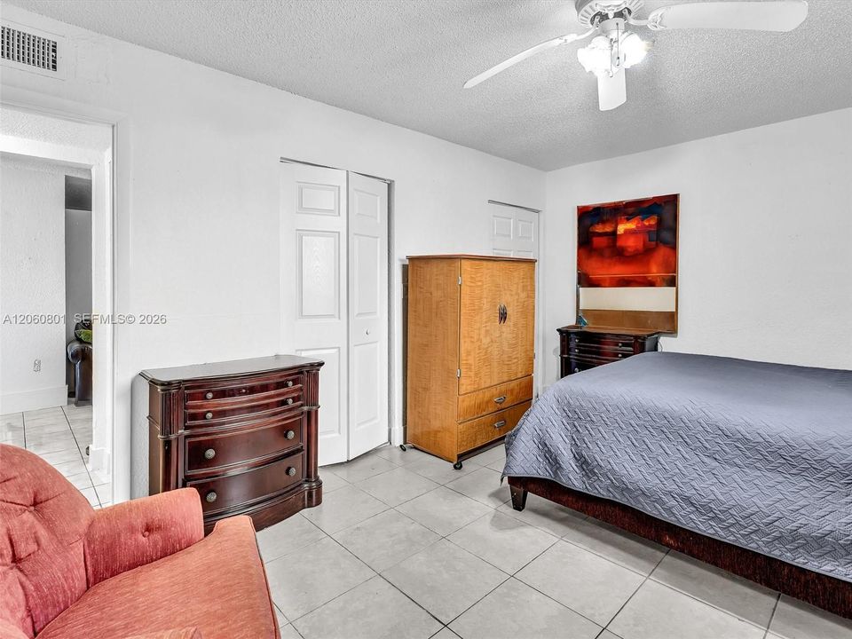 Spacious primary bedroom layout