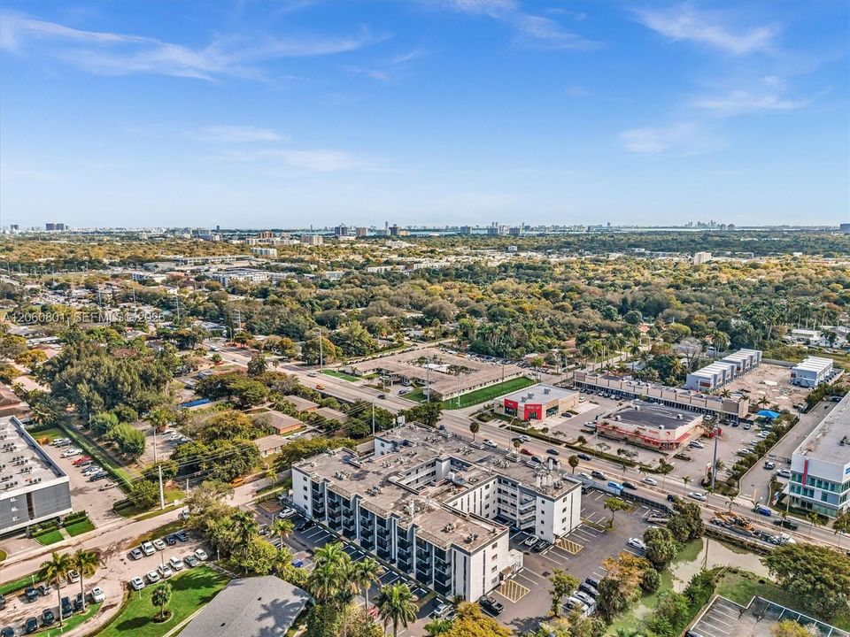 Aerial view of surrounding neighborhood