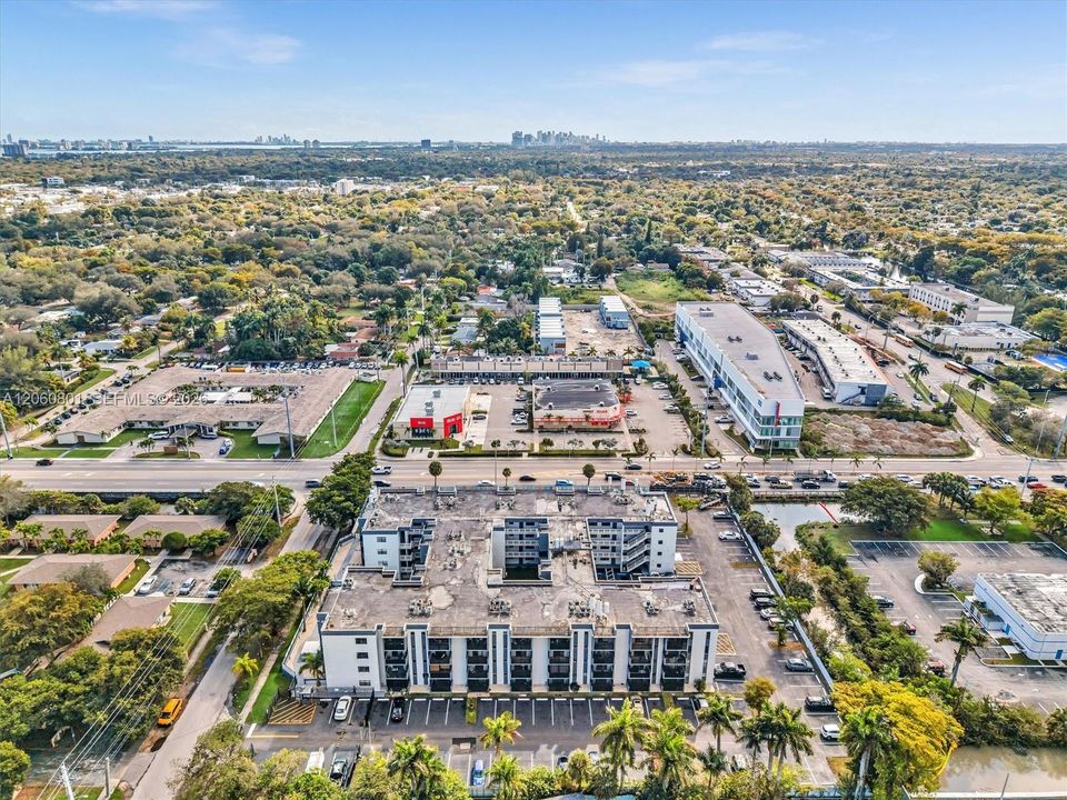 Aerial view of surrounding neighborhood
