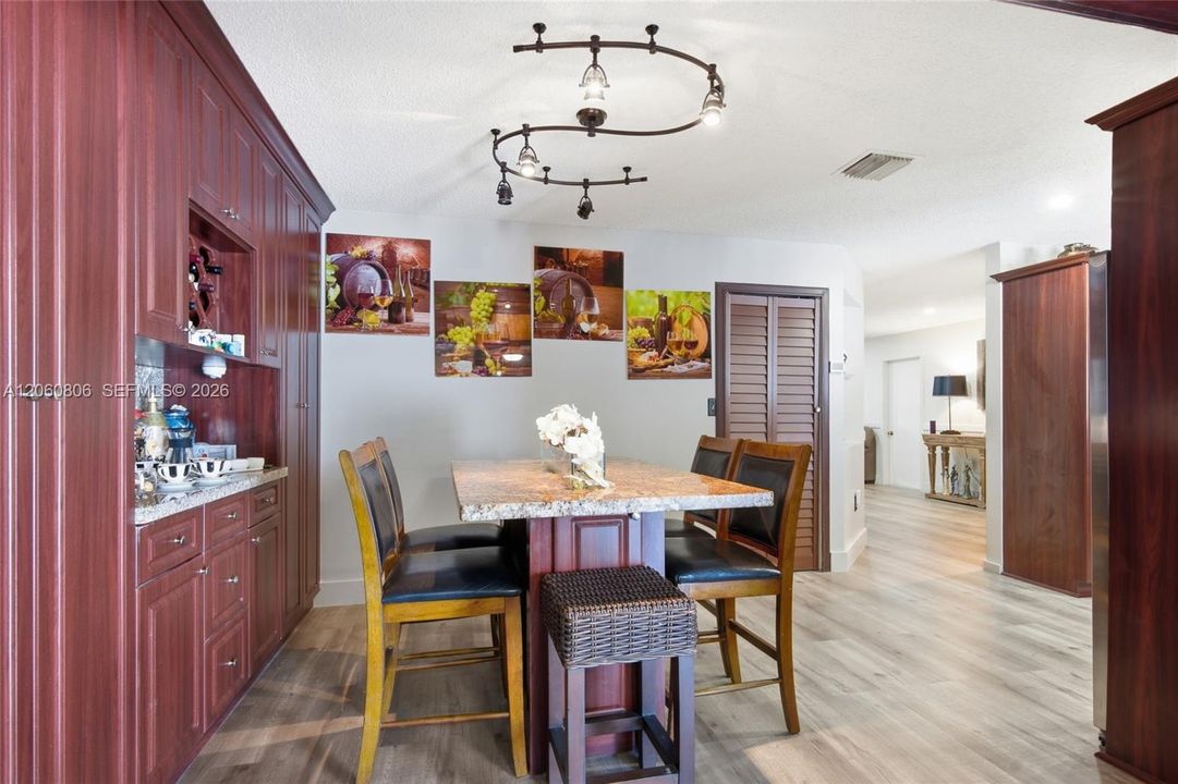 For Sale: $565,890 (3 beds, 2 baths, 1168 Square Feet)
