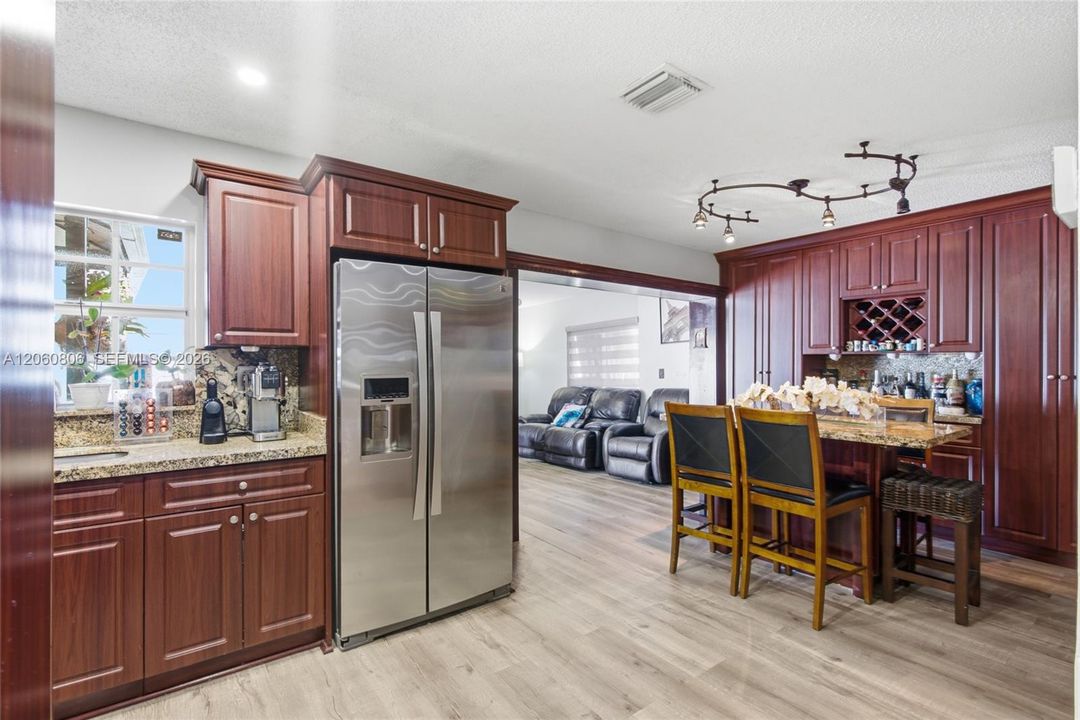 For Sale: $565,890 (3 beds, 2 baths, 1168 Square Feet)