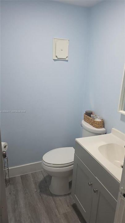 В аренду: $2,400 (1 спален, 1 ванн, 922 Квадратных фут)