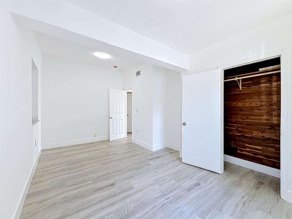 10235 SW 177th Street-47