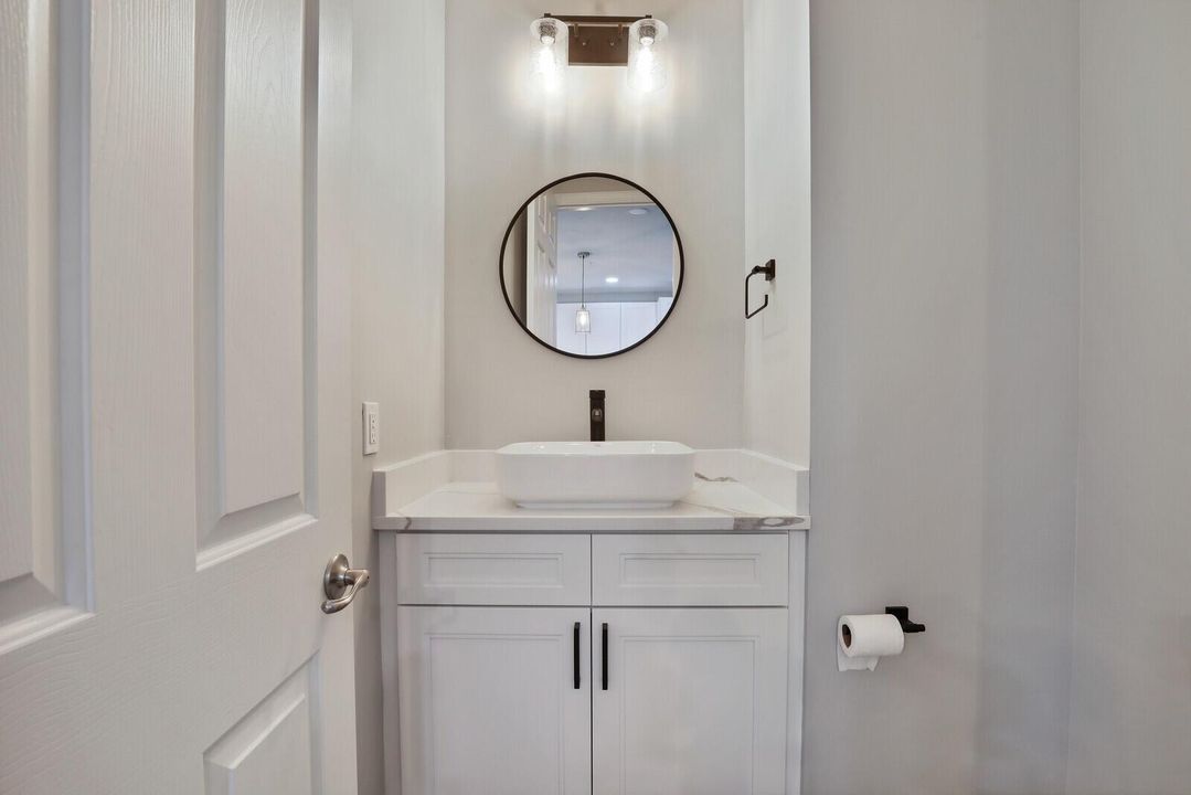POWDER ROOM